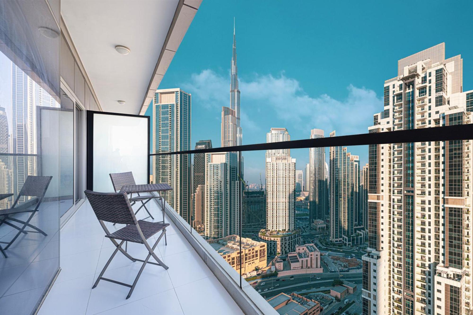 Infinity Pool & Burj Khalifa View L Luxe Paramount Apartment *