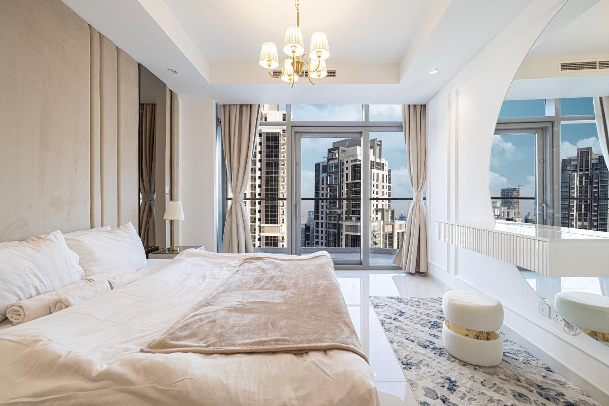 Appartement Infinity Pool & Burj Khalifa View L Luxe Paramount Dubaï