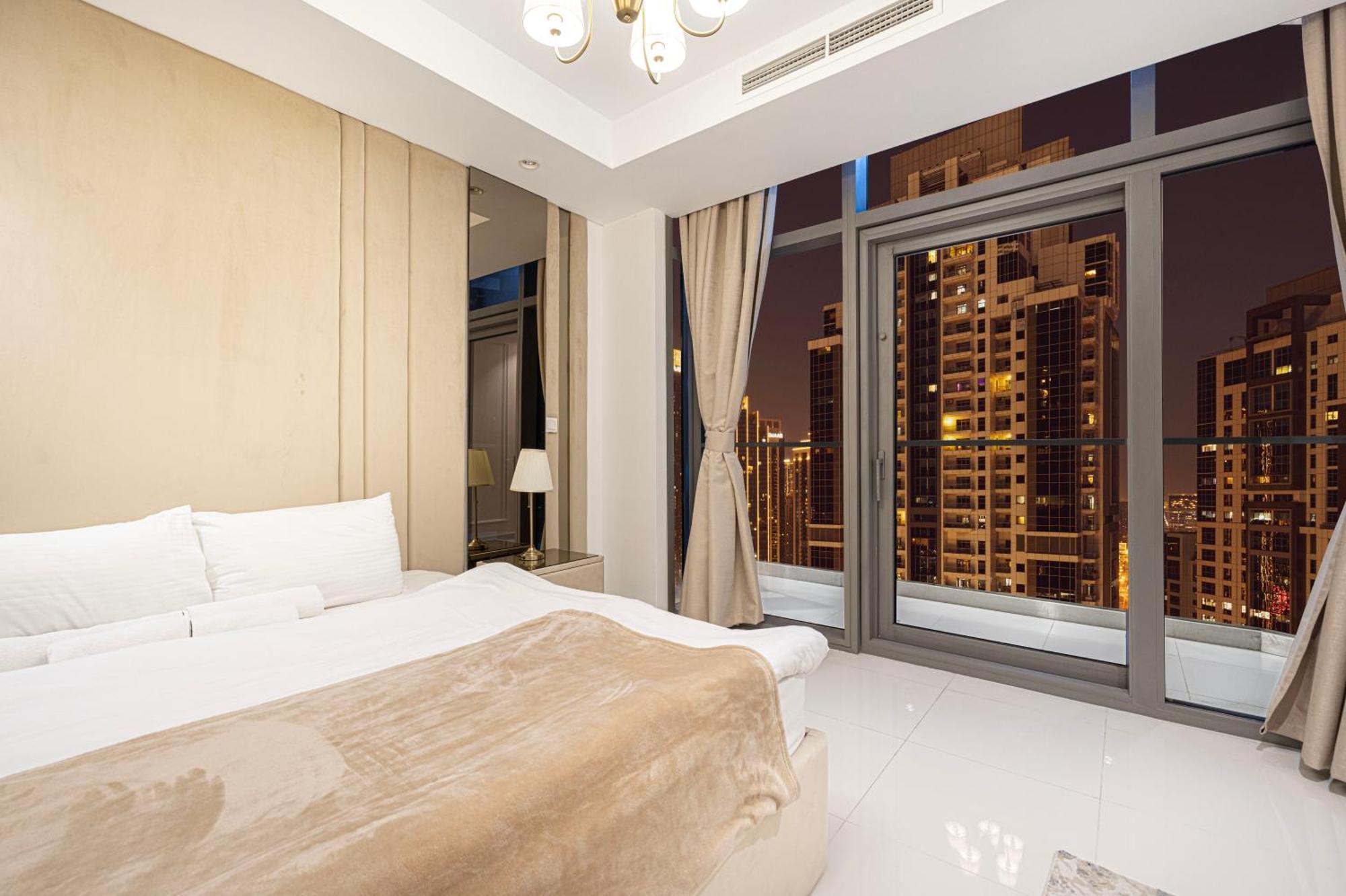 Апартаменты Infinity Pool & Burj Khalifa View L Luxe Paramount *